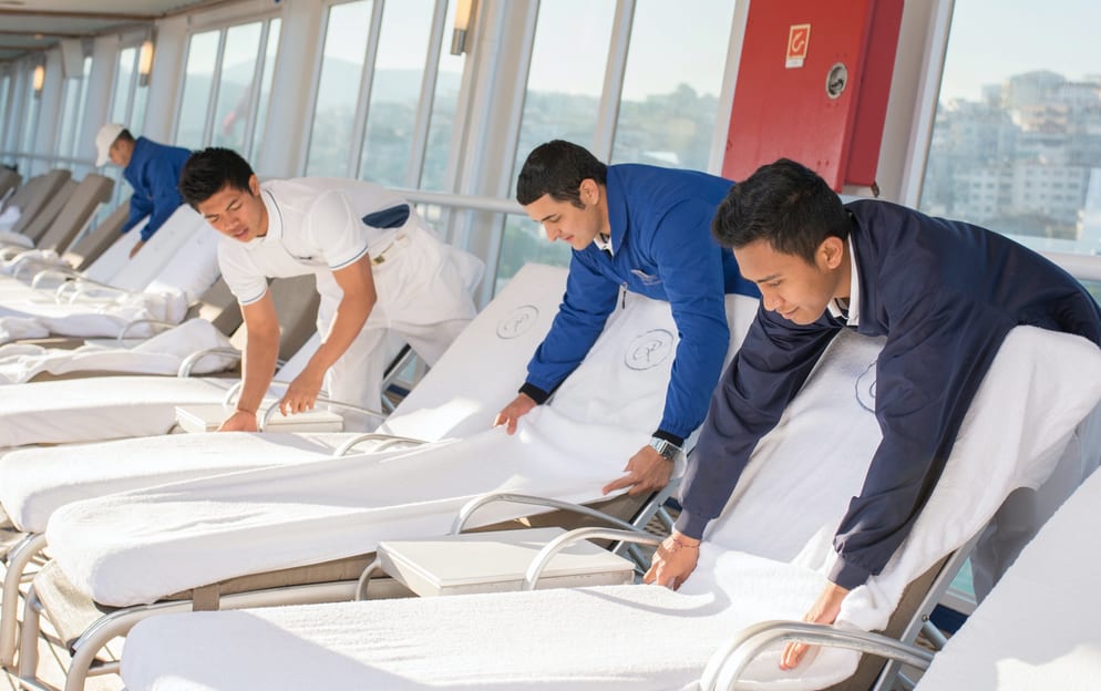 RSSC, Seven Seas Voyager, Pool Deck 1.jpg